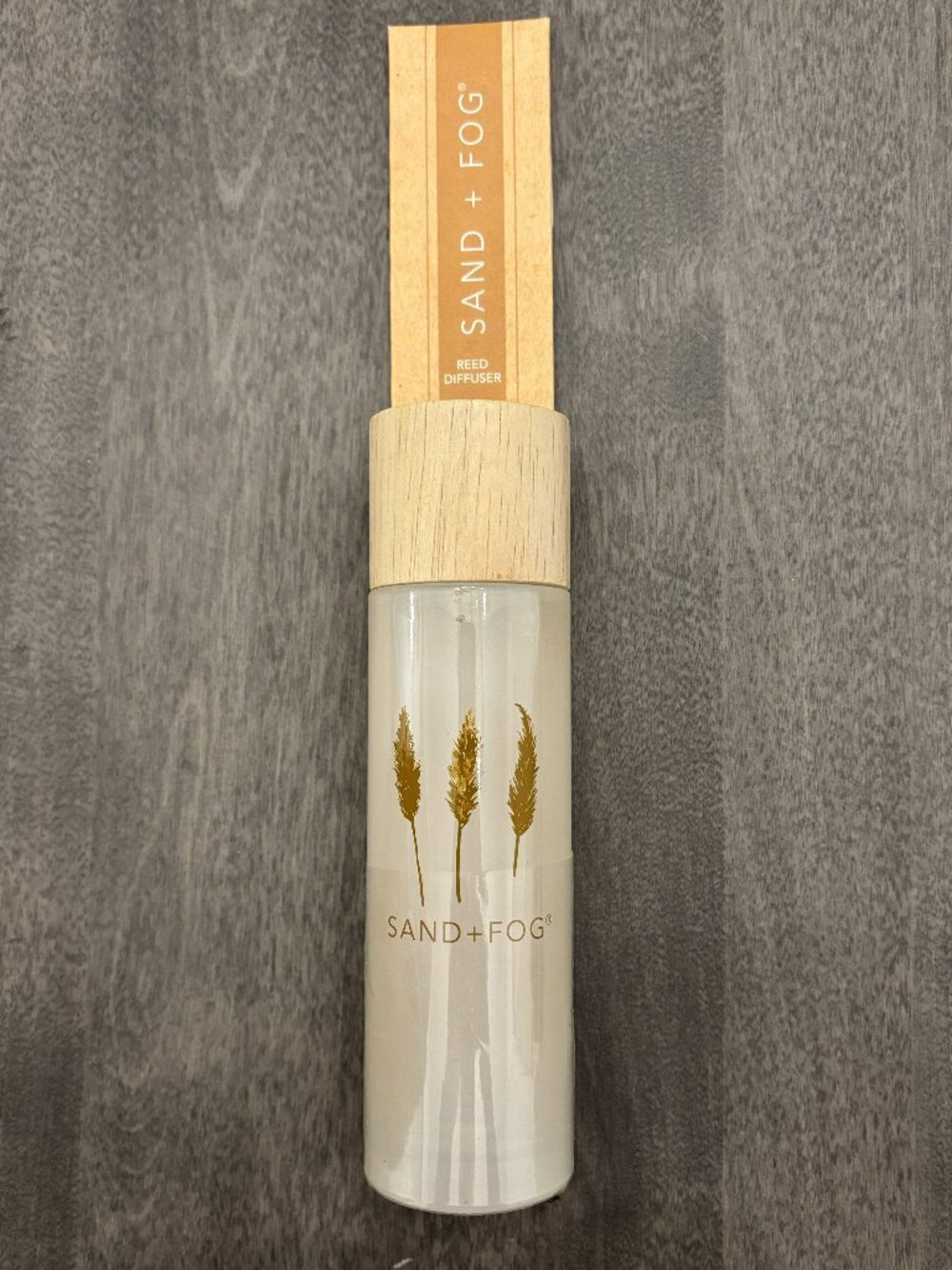 Sand & Fog Reed Diffuser in Cedar & Magnolia Scent. NEW